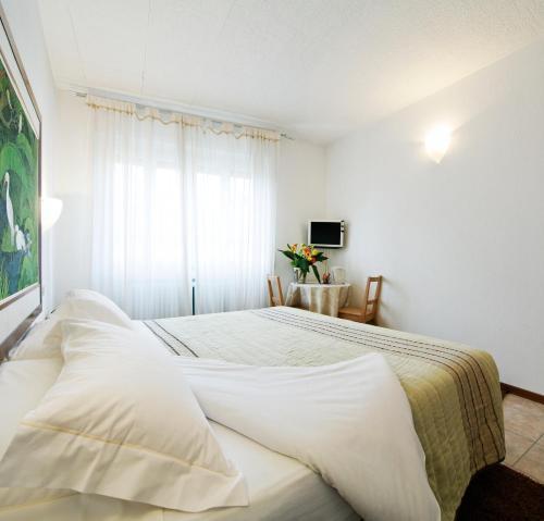 Antico Albergo Madonna Legnano Zewnętrze zdjęcie